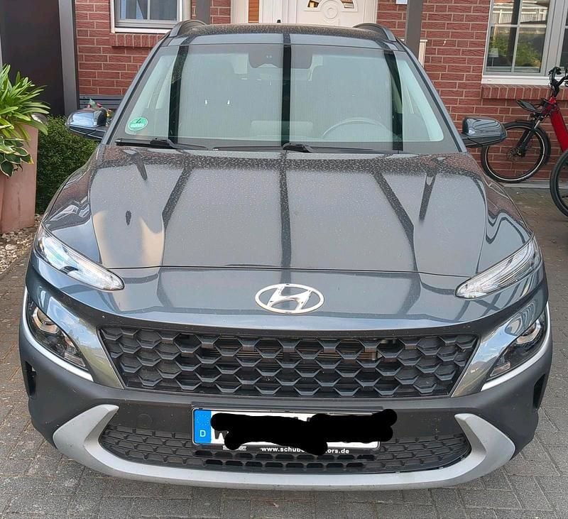 Grau Gebraucht 2021 Hyundai Kona SUV | 17.000 € (Superpreis) - Bild 1/2
