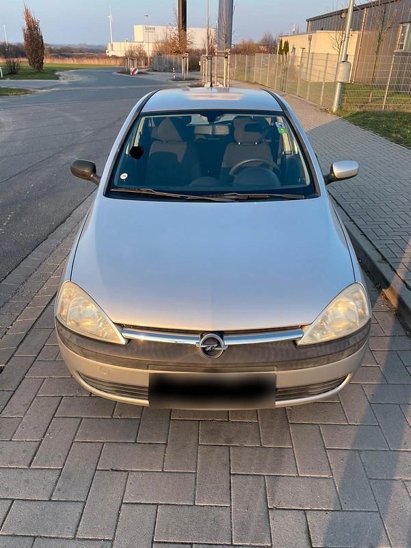 Gebraucht Opel Corsa 75 PS (55 kW) 2002 Silber Kleinwagen