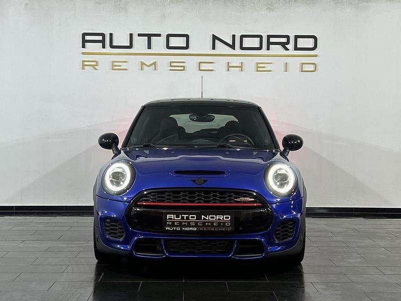 Gebraucht Mini John Cooper Works 231 PS (169 kW) 2019 Blau Kleinwagen