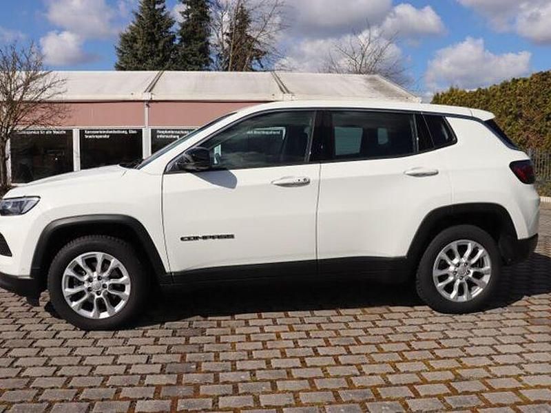 Gebraucht Jeep Compass Altitude 131 PS (96 kW) 2024 Weiß SUV