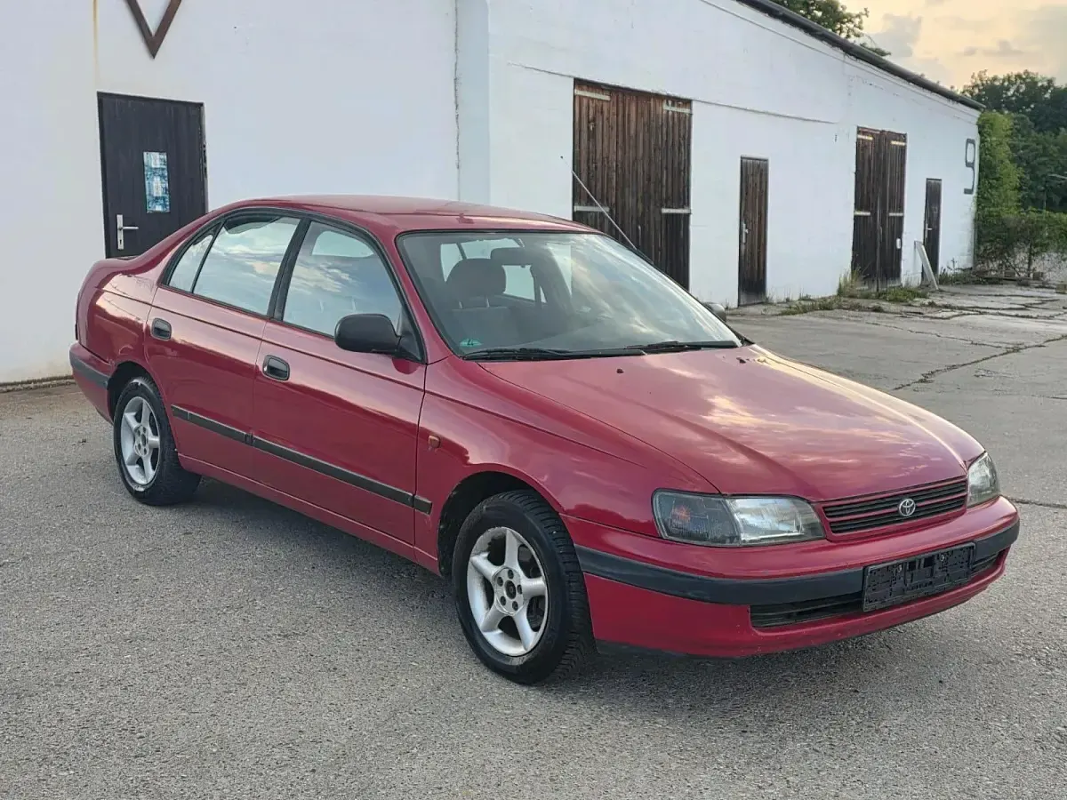 Gebraucht Toyota Carina 133 PS (97 kW) 1994 Rot Limousine