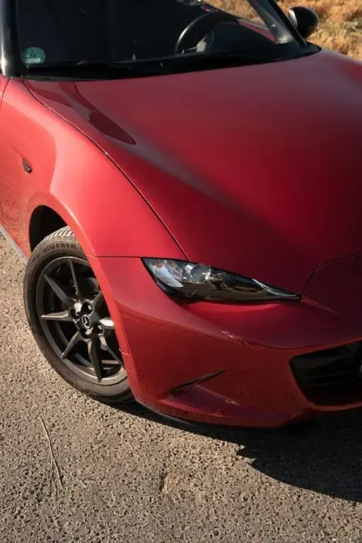 Gebraucht Mazda MX5 Sports-Line 132 PS (97 kW) 2016 Rot Cabrio