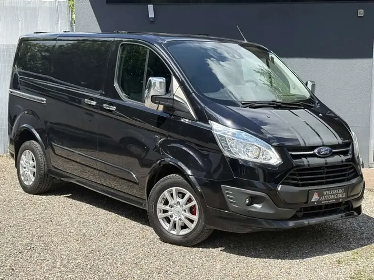 Gebraucht Ford Transit Custom Sport 155 PS (114 kW) 2014 Pantherschwarz metallic Van / Kleinbus