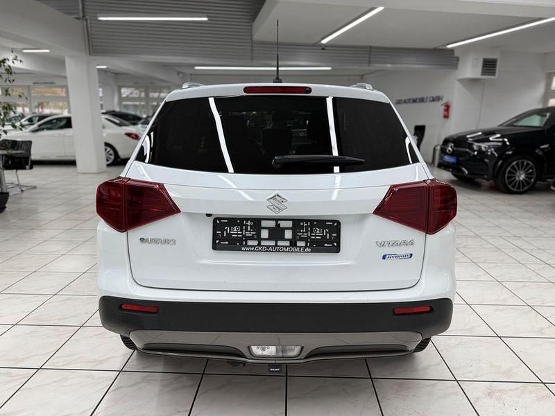 Gebraucht Suzuki Vitara Comfort 129 PS (94 kW) 2021 Weiß SUV