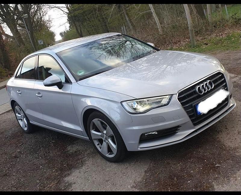 Gebraucht Audi A3 Ambiente 150 PS (110 kW) 2014 Silber Limousine