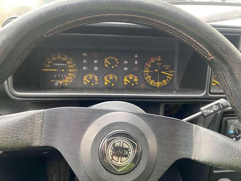 Second-hand Lancia Delta 177 CP (130 kW) 1990 Hatchback