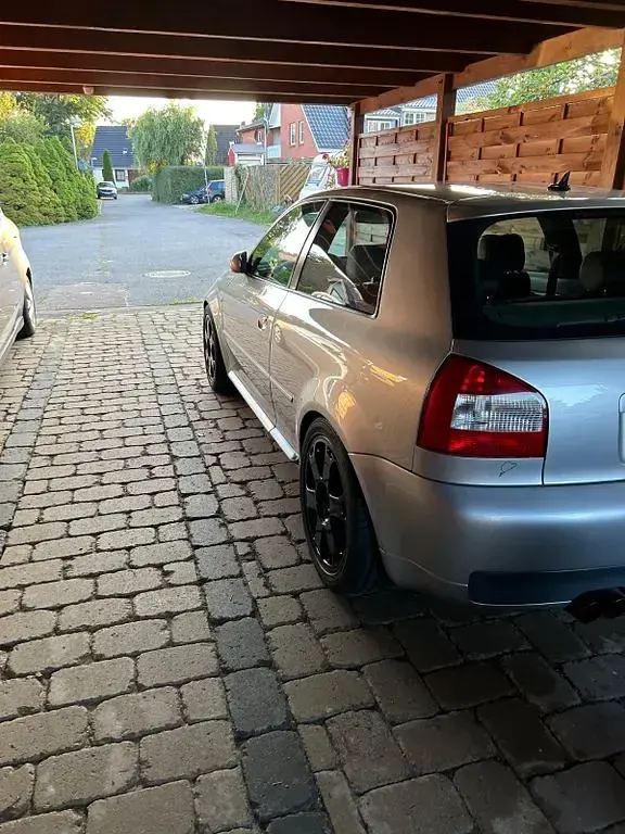 Gebraucht Audi S3 Sport 209 PS (153 kW) 2001 Schwarz Kleinwagen