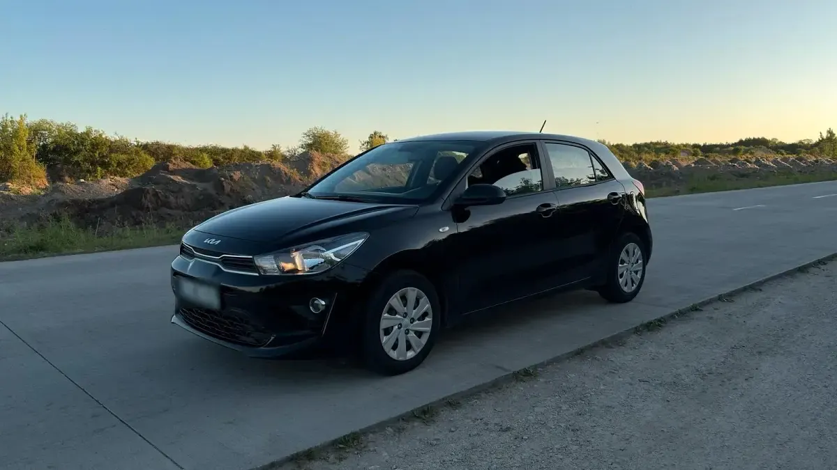 Gebraucht Kia Rio 84 PS (61 kW) 2021 Schwarz Kleinwagen