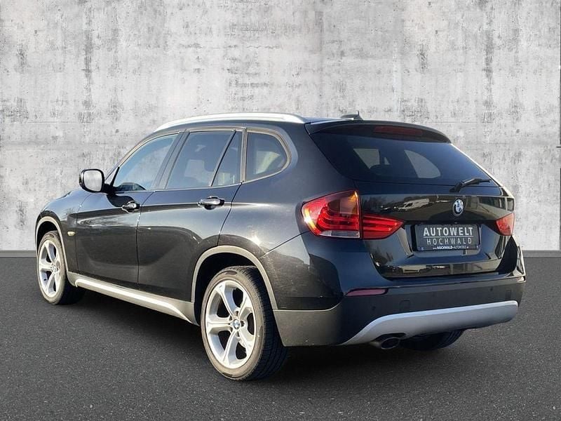 Gebraucht BMW X1 xLine 143 PS (105 kW) 2011 Schwarz SUV
