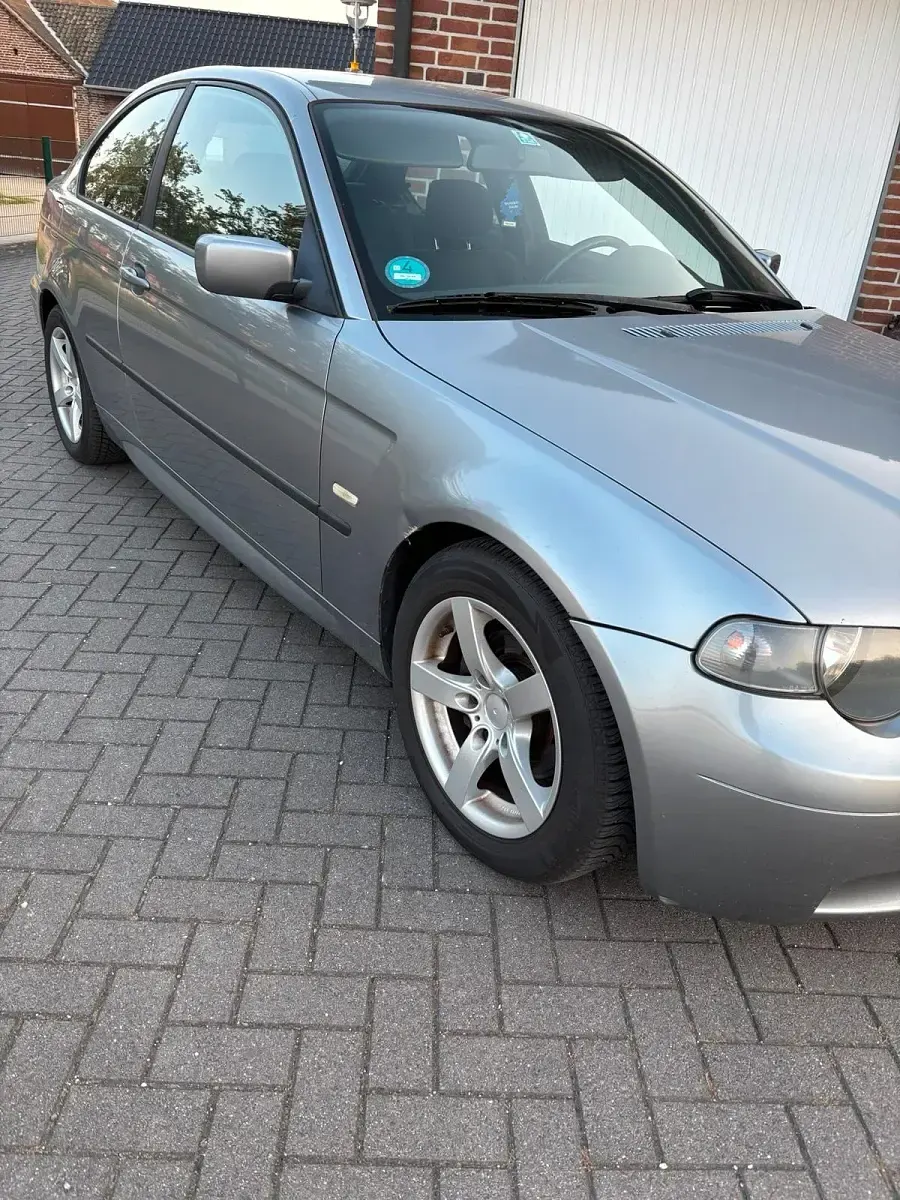 Gebraucht BMW 318 Compact M Sport 115 PS (84 kW) 2004 Silber Kleinwagen