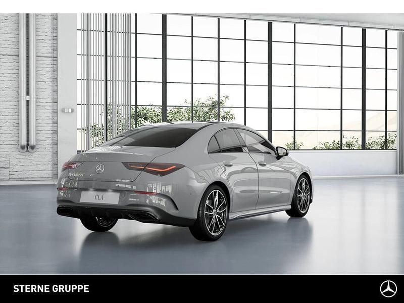 Gebraucht Mercedes CLA200 AMG 163 PS (119 kW) 2025 Lack mountaingrau Coupé