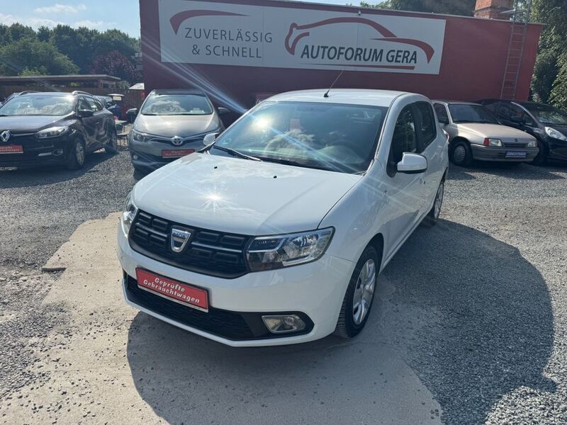 Weiß Gebraucht 2018 Dacia Sandero Kleinwagen | 8.490 € (Fairer Preis) - Bild 1/4