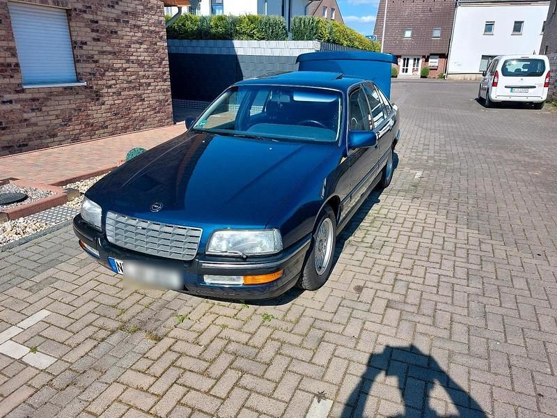 Blau Gebraucht 1990 Opel Senator Limousine | 12.000 € - Bild 1/4