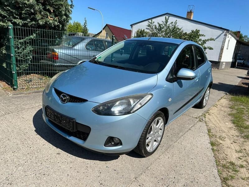 Blau Gebraucht 2008 Mazda 2 Kleinwagen | 1.650 € (Fairer Preis) - Bild 1/4