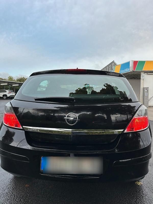 Gebraucht Opel Astra 2009 Schwarz Coupé