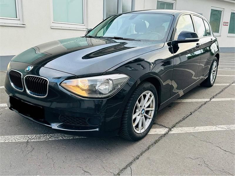 Schwarz Gebraucht 2014 BMW 118 Sport Line Kleinwagen | 6.000 € (Superpreis) - Bild 1/4