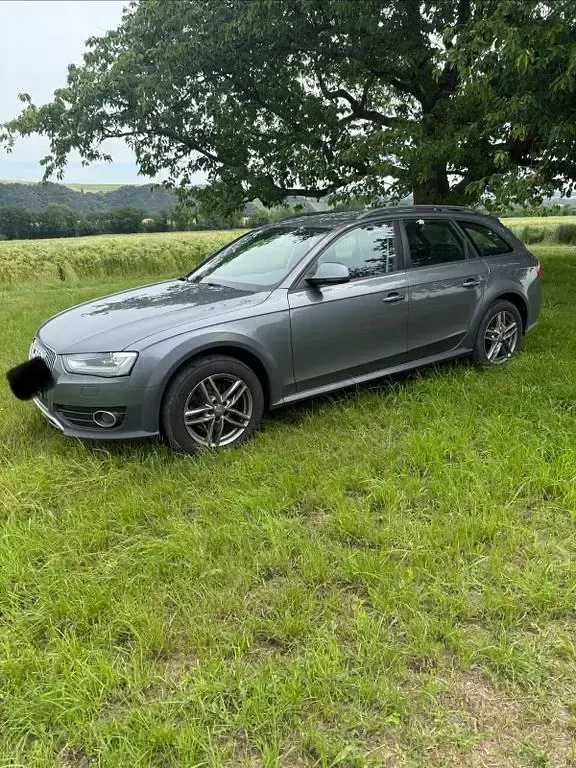 Gebraucht Audi A4 Allroad 177 PS (130 kW) 2014 Grau Kombi