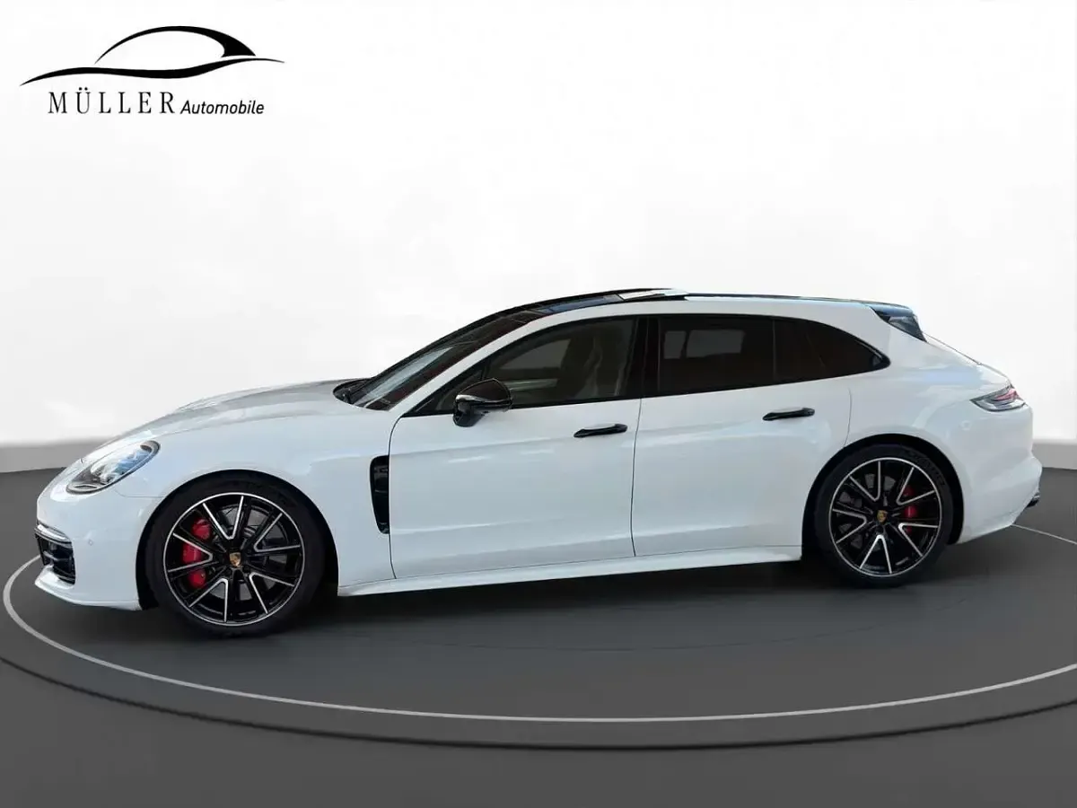 Gebraucht Porsche Panamera Sport 549 PS (403 kW) 2018 Pure white/weiss Kombi