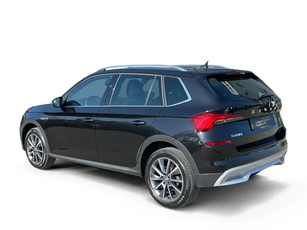 Gebraucht Skoda Kamiq ScoutLine 111 PS (81 kW) 2022 Blackmagic perleffekt SUV