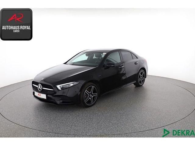Gebraucht 2021 Mercedes A250 AMG Limousine | 28.780 € (Fairer Preis) - Bild 1/4