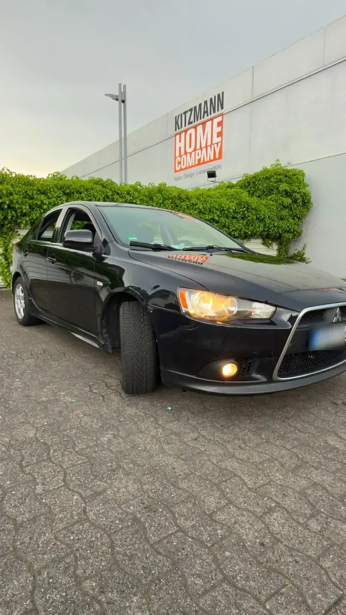 Begagnad Mitsubishi Lancer 143 HK (105 kW) 2008 Svart Sedan