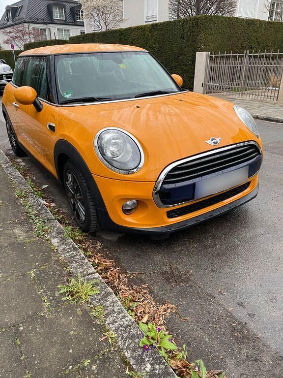 Second-hand Mini Cooper 136 CP (100 kW) 2016 Portocaliu Hatchback