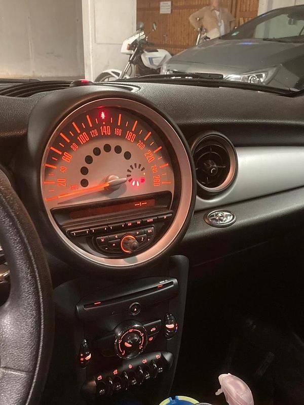 Gebraucht Mini One Cabriolet 98 PS (72 kW) 2013 Rot Cabrio