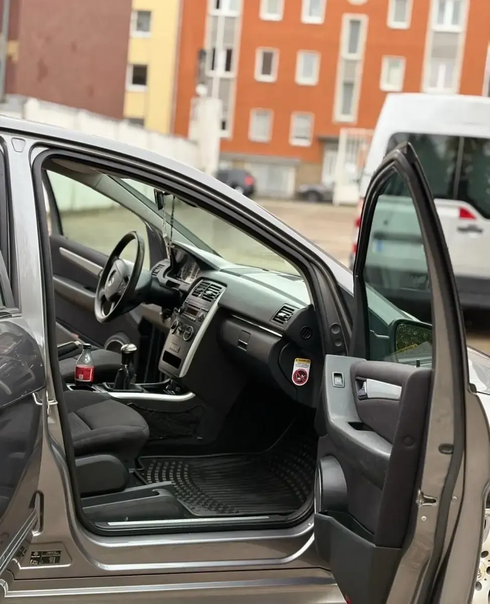 Gebraucht Mercedes B170 85 PS (62 kW) 2008 Grau Van / Kleinbus