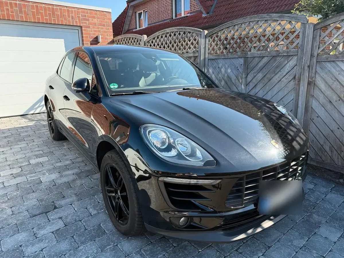 Gebraucht Porsche Macan 252 PS (185 kW) 2016 Schwarz SUV