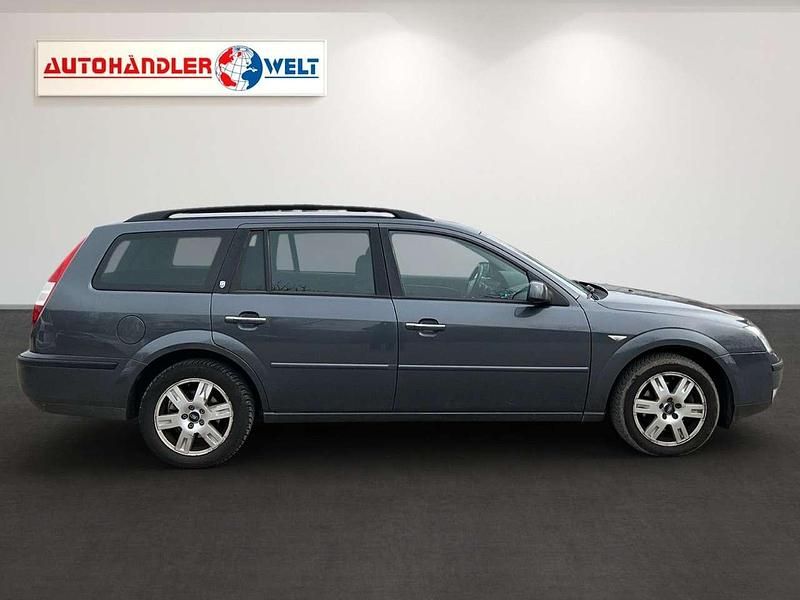 Gebraucht Ford Mondeo Ghia 131 PS (96 kW) 2005 Grau Kombi