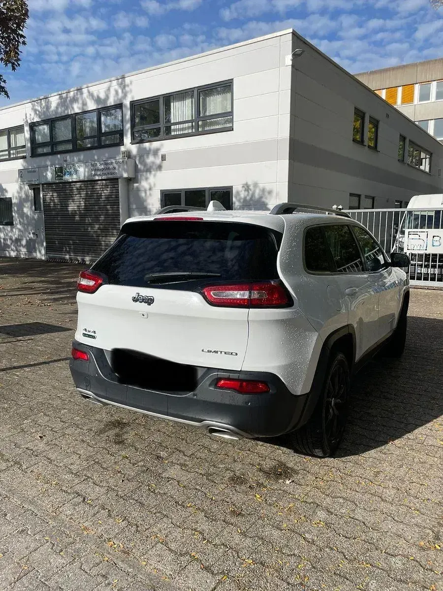Gebraucht Jeep Cherokee 170 PS (125 kW) 2014 Weiß SUV
