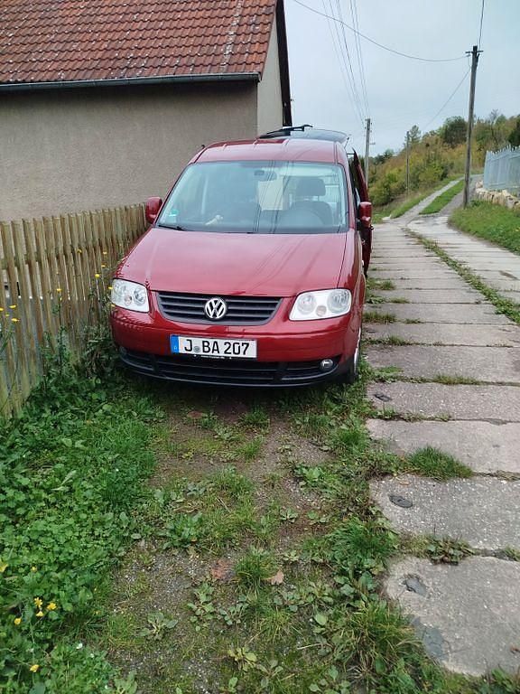 Rot Gebraucht 2010 VW Caddy Maxi Van / Kleinbus | 7.990 € (Superpreis) - Bild 1/4