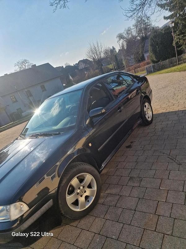 Gebraucht Skoda Octavia 102 PS (75 kW) 2004 Schwarz Limousine