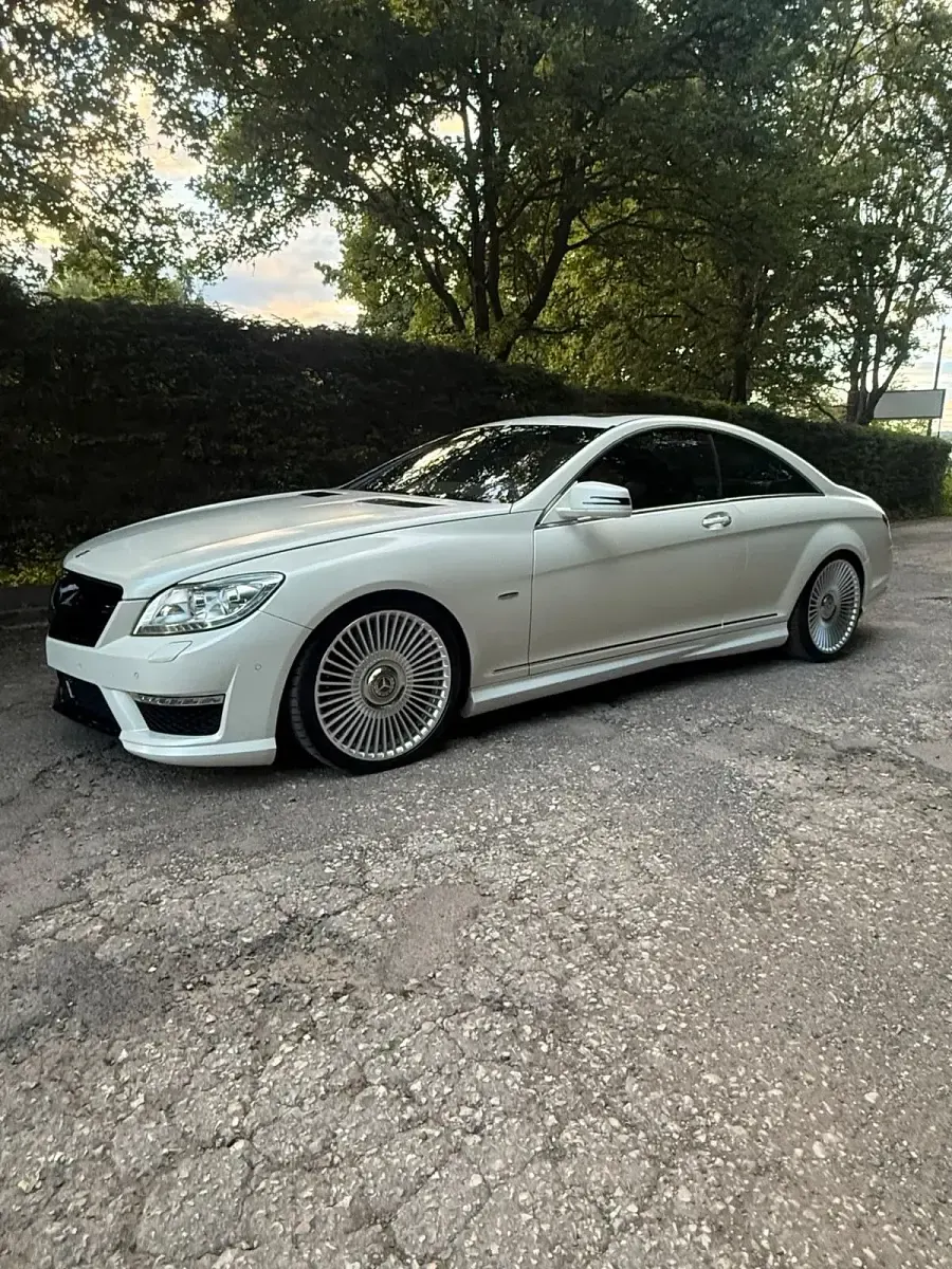 Gebraucht Mercedes CL500 AMG 435 PS (319 kW) 2013 Weiß Coupé