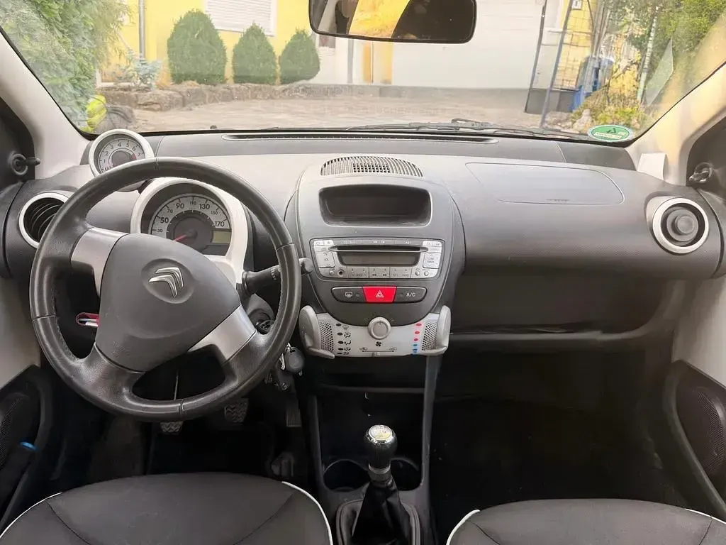 Gebraucht Citroën C1 Feel 69 PS (50 kW) 2016 Weiß Kleinwagen