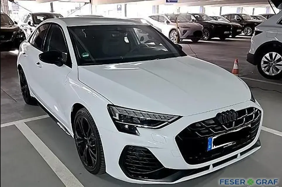 Używany Audi S3 Ambiente 333 KM (244 kW) 2025 Biały Sedan/Limuzyna