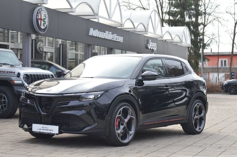 Schwarz Neu 2025 Alfa Romeo Junior Tech Edition SUV | 46.900 € (Guter Preis) - Bild 1/4
