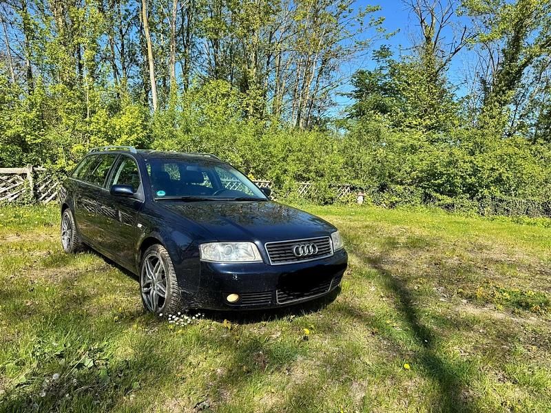 Gebraucht Audi A6 163 PS (119 kW) 2004 Blau Kombi