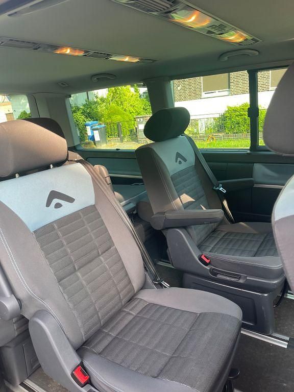 Gebraucht VW Multivan 174 PS (127 kW) 2008 Grau Van