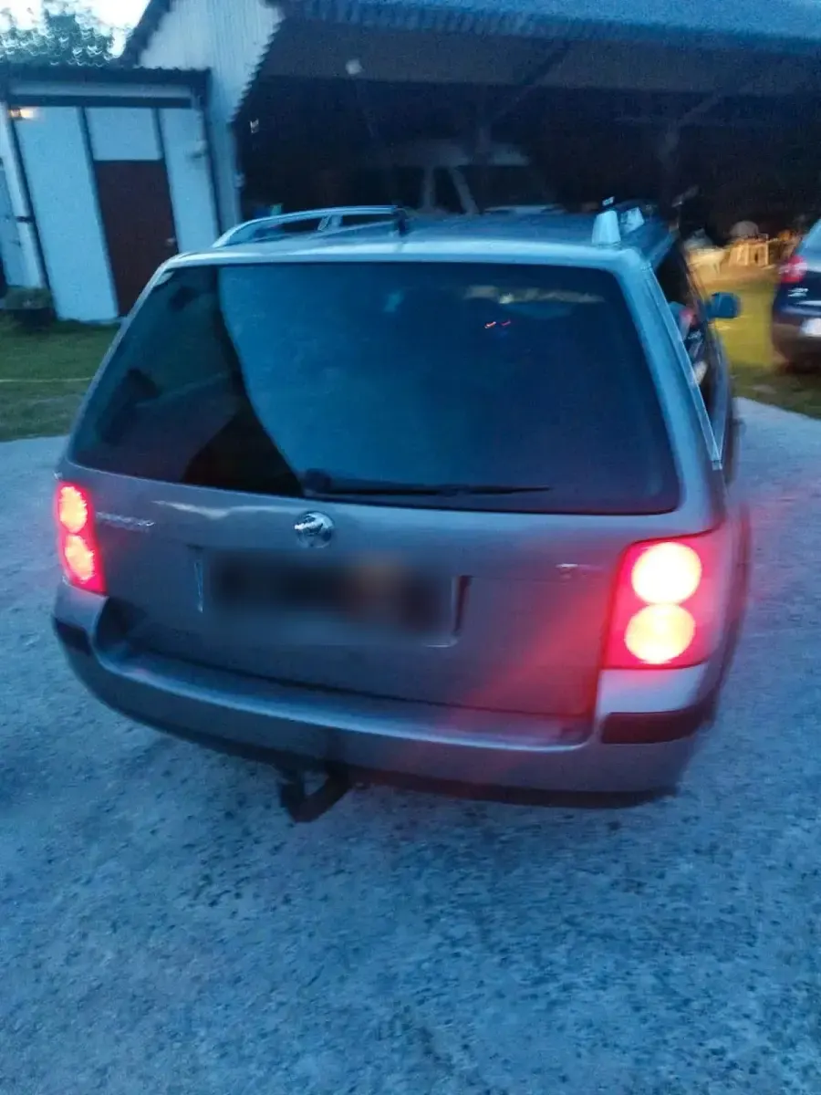 Gebraucht VW Passat 101 PS (74 kW) 2003 Andere farben Kombi