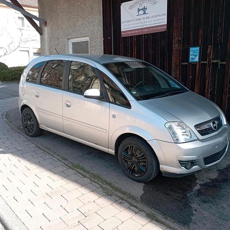 Gebraucht Opel Meriva 100 PS (73 kW) 2007 Silber Van / Kleinbus