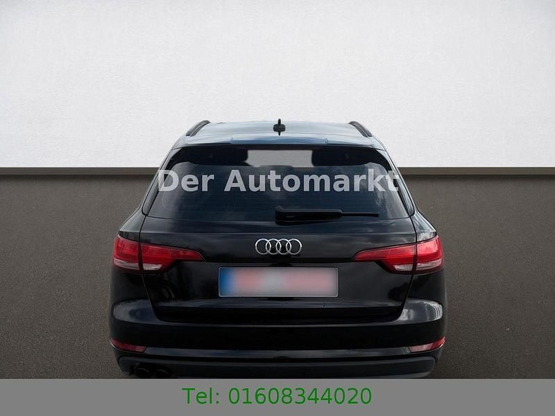 Gebraucht Audi A4 Basis 218 PS (160 kW) 2016 Schwarz Kombi