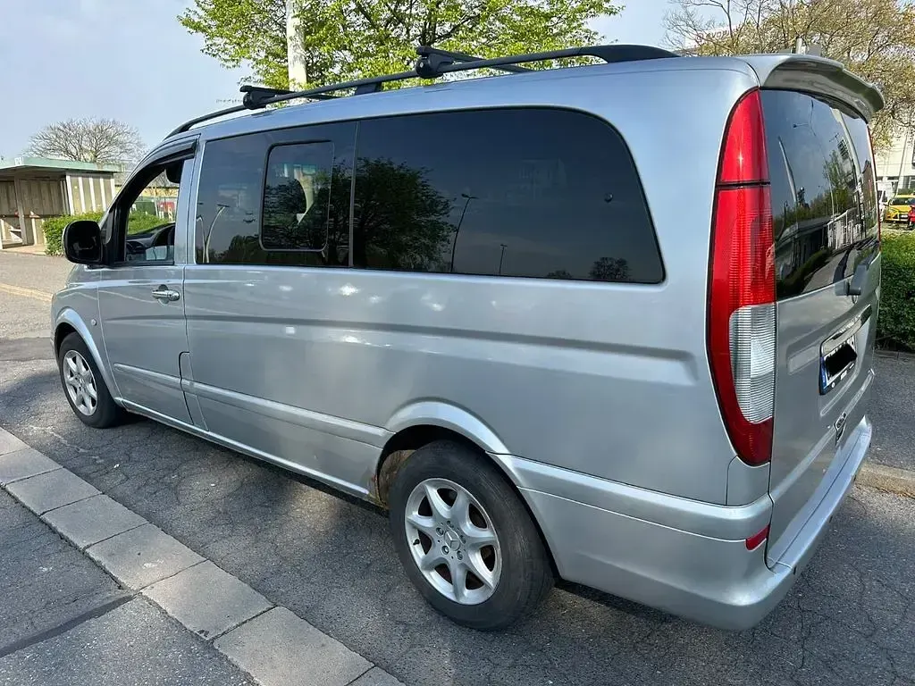 Gebraucht Mercedes Viano 231 PS (169 kW) 2009 Silber Van / Kleinbus