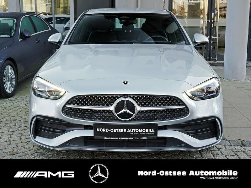 Gebraucht Mercedes C220 AMG 200 PS (147 kW) 2025 Metalliclack hightechsilber Limousine