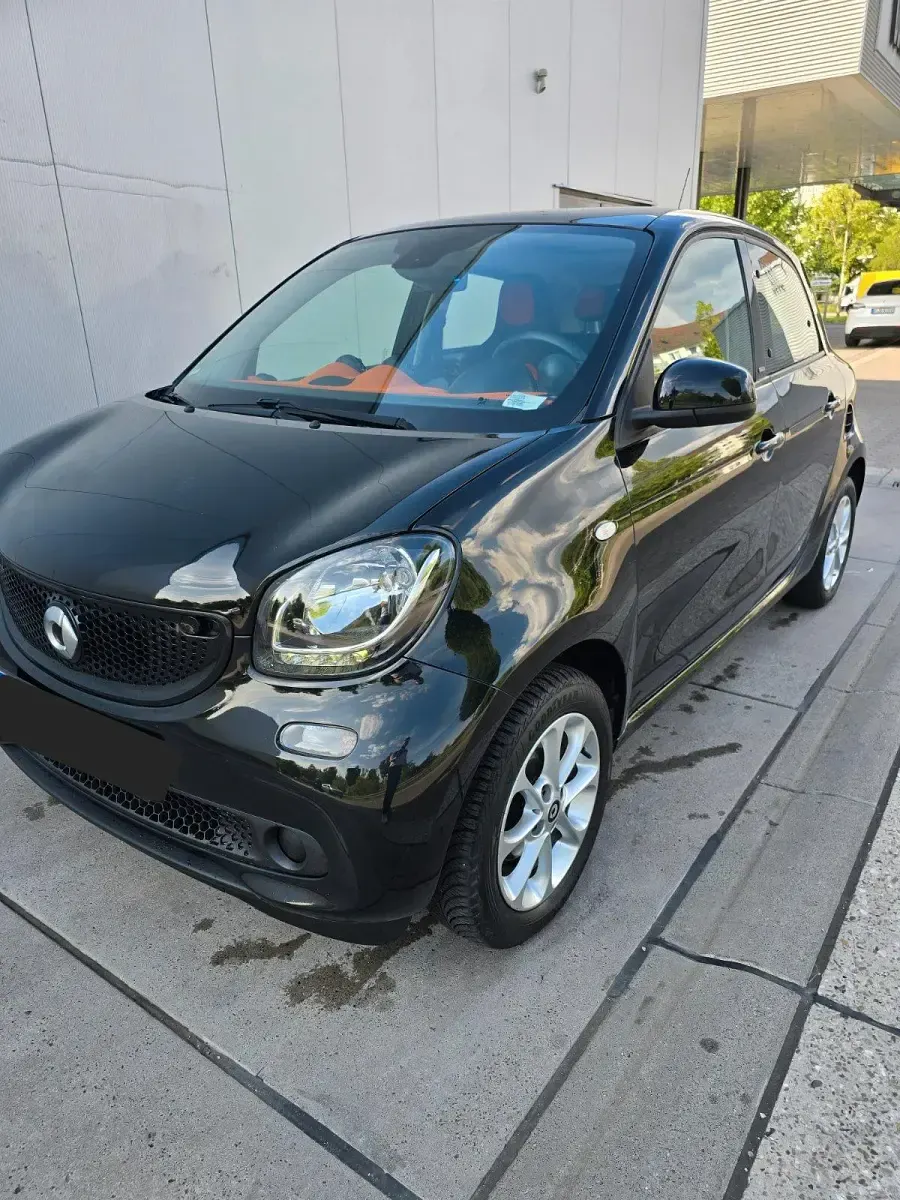 Gebraucht Smart ForFour Passion 71 PS (52 kW) 2015 Schwarz Kleinwagen