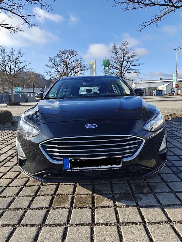 Gebraucht Ford Focus 125 PS (91 kW) 2022 Schwarz Kombi