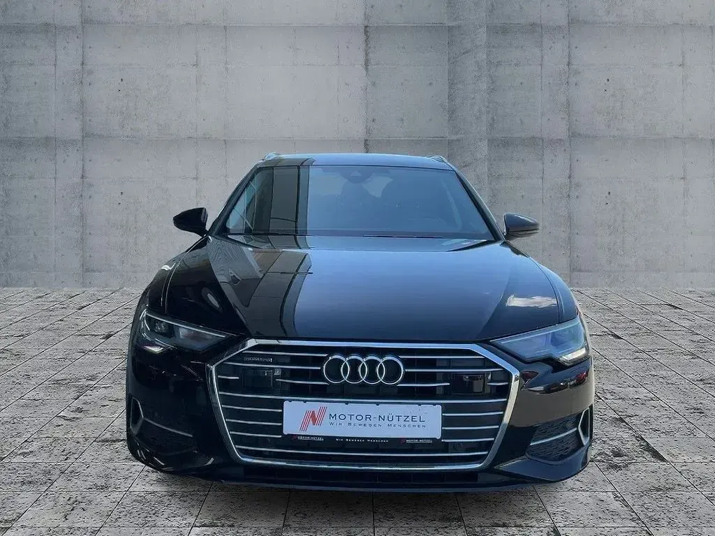 Gebraucht Audi A6 Sport 245 PS (180 kW) 2022 Mythosschwarz metallic Kombi