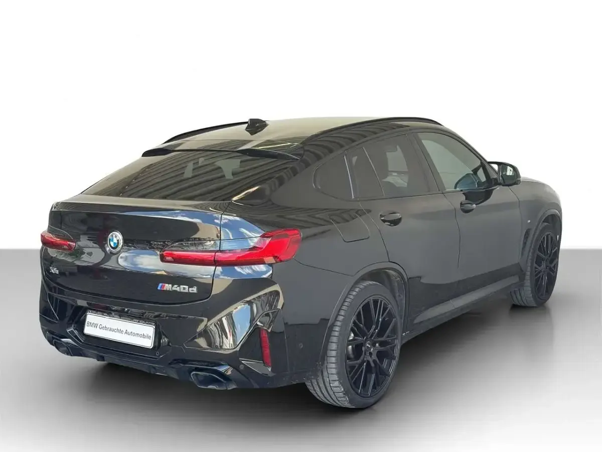 Gebraucht BMW X4 M Sport 340 PS (250 kW) 2023 Schwarz SUV