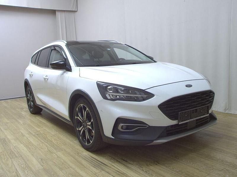 Gebraucht Ford Focus Vignale 120 PS (88 kW) 2020 Weiss Kombi