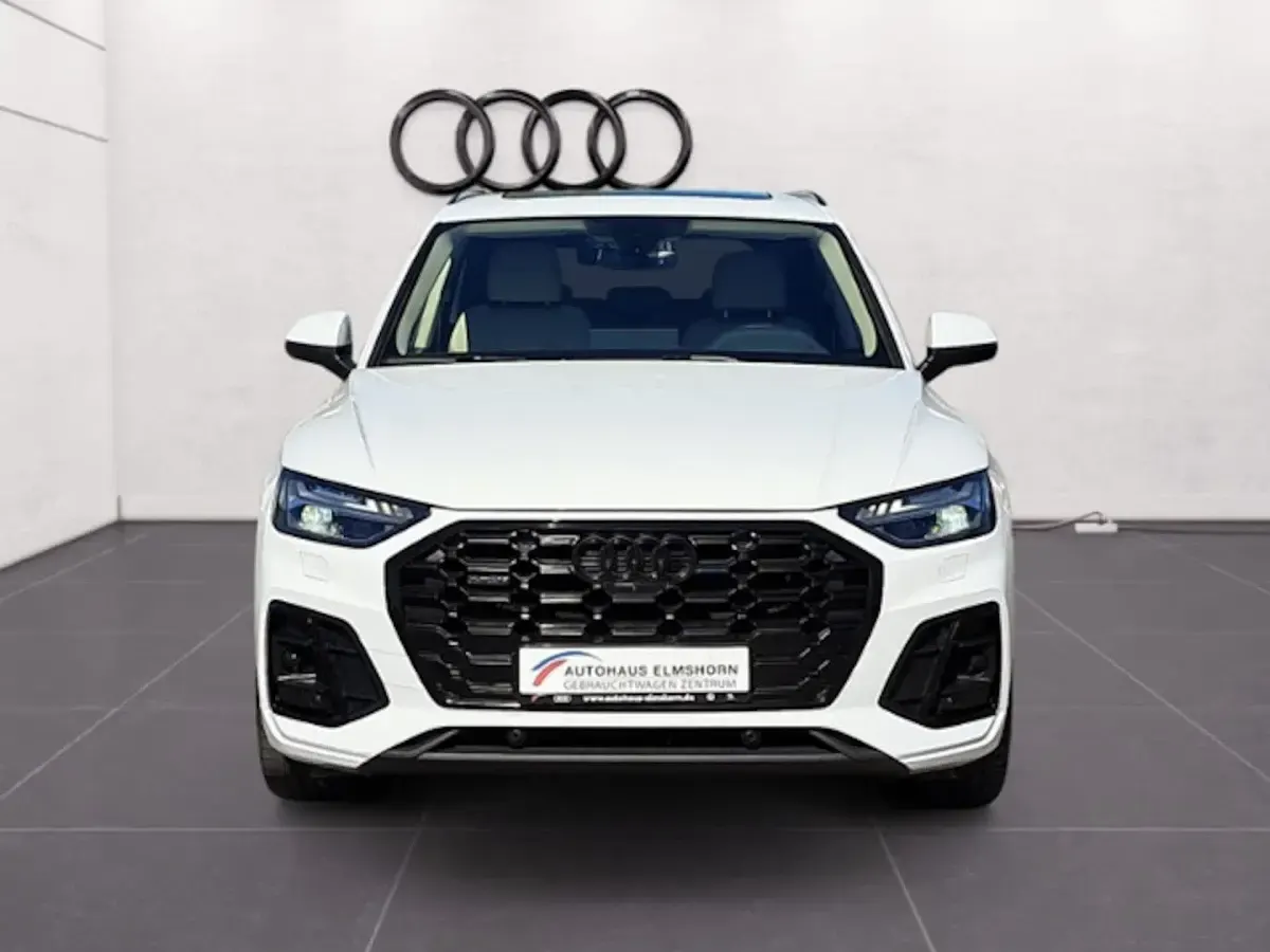 Gebraucht Audi Q5 S-Line 286 PS (210 kW) 2023 Gletscherweiß metallic SUV